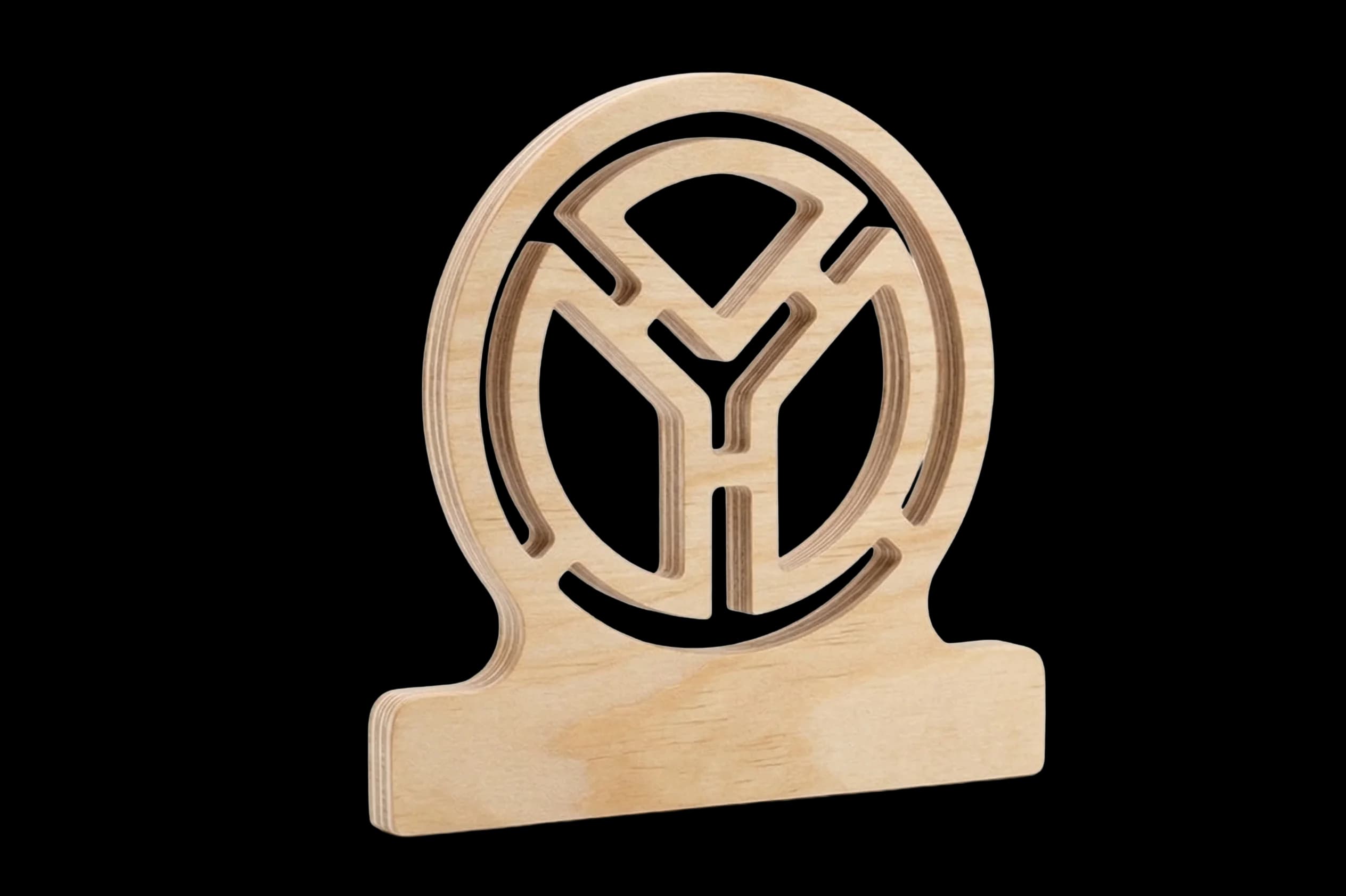 Paneles de plywood y componentes fabricados cortados en CNC para uso industrial