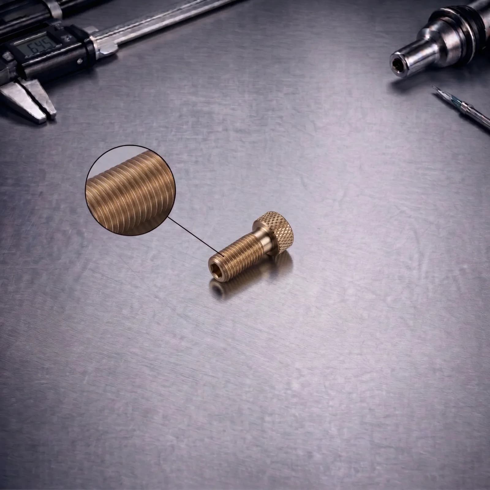 Estructuras Internas y Hardware Mecánico